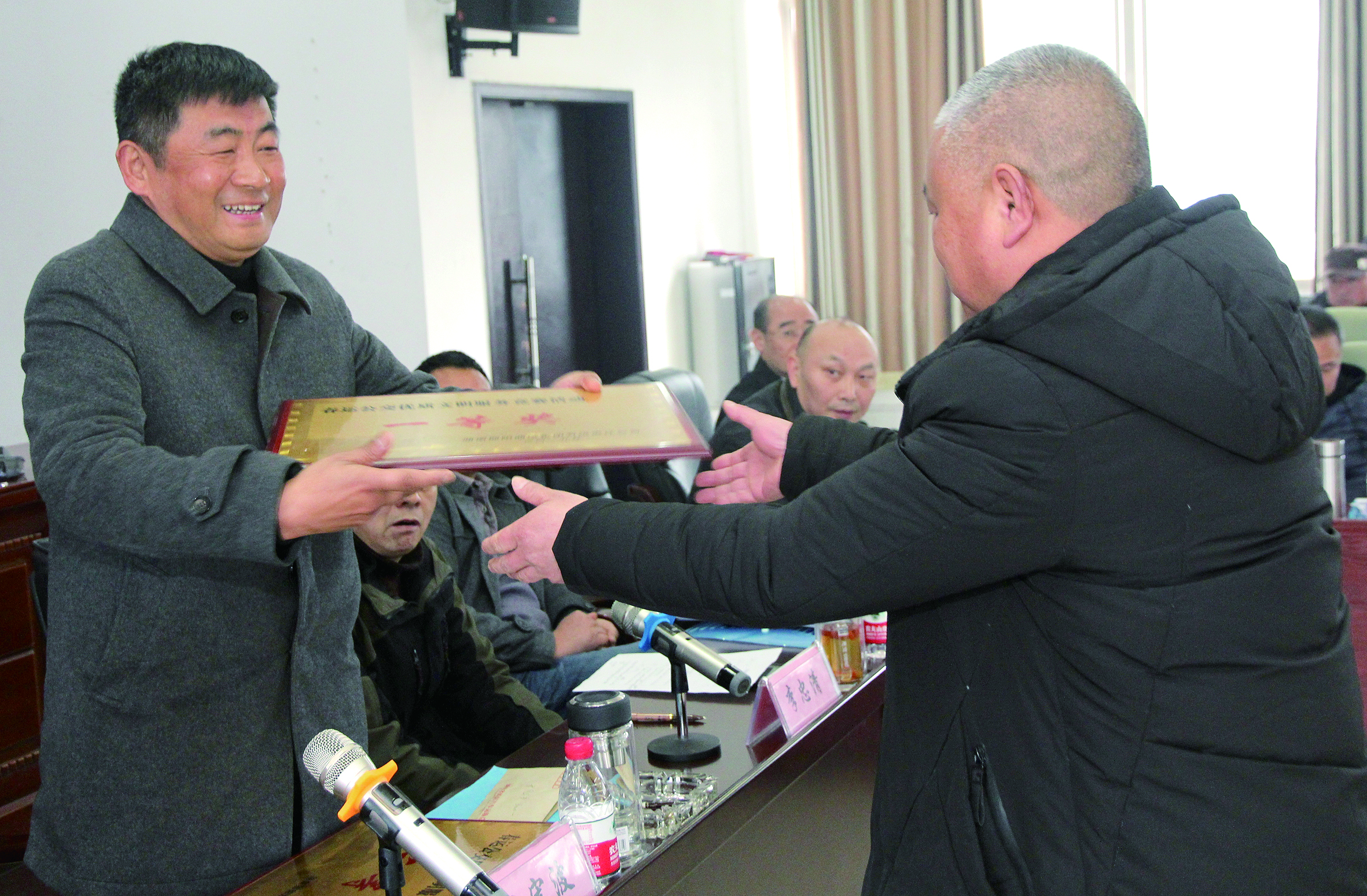 春運(yùn)工作收官 完成旅客發(fā)送量213.81萬人次，同比減少21.09% （李高雄報(bào)道)